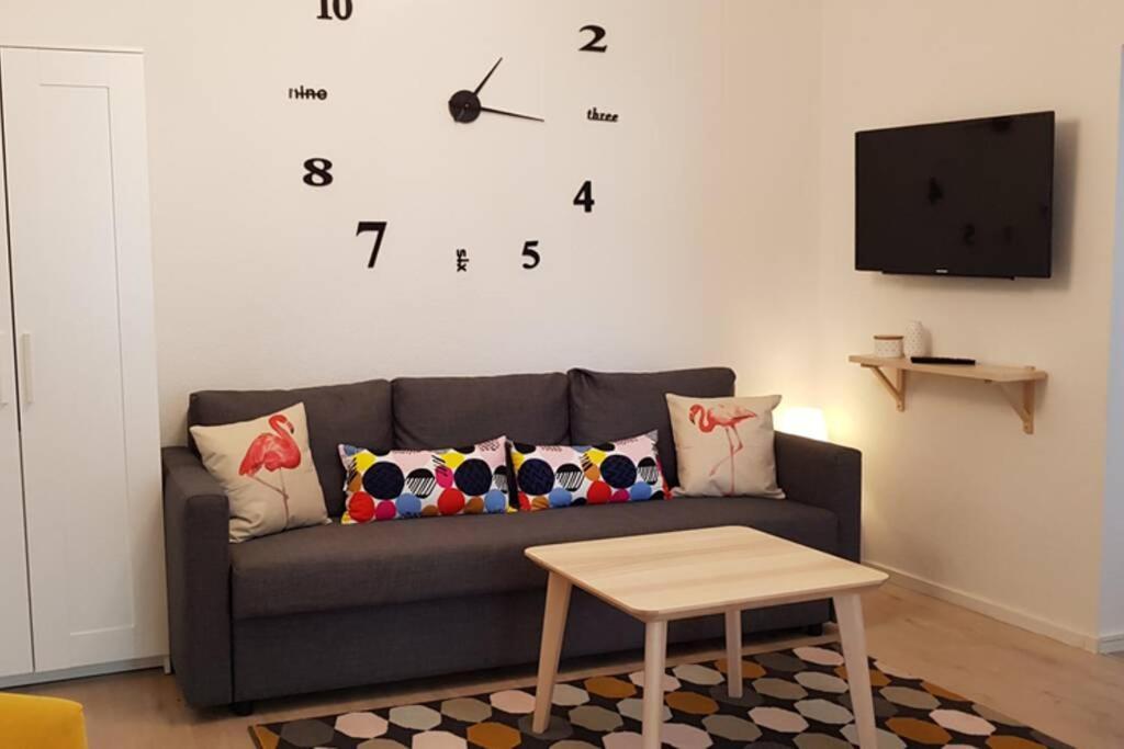 Appartamento Near Shooping Center, 6 Guests Berlino
